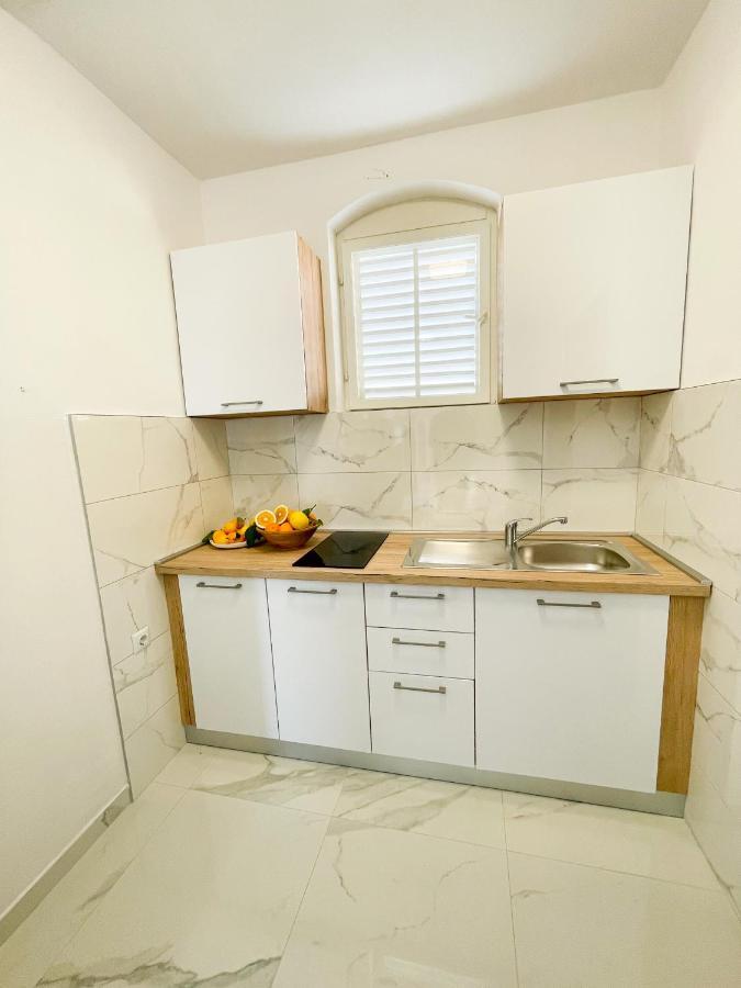Sea View Apartment Amaro Korčula Extérieur photo